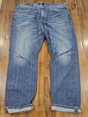 Lucky Brand 121 Triumph Slim Fit
